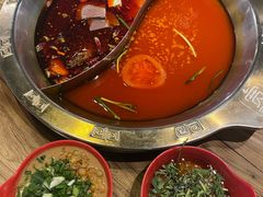 -宽窄巷子鲜牛火锅(北京首店)