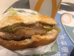 -麦当劳(轻轨曹杨路店)