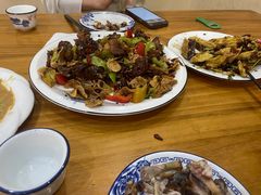 -美顺香食府鱼头老店(雪野湖店)