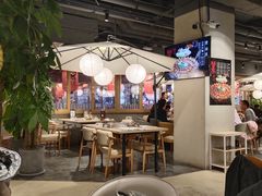 大堂-日进一片海.生腌海鲜火锅.宵夜烧烤(三里屯总店)