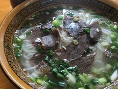 -肇兴特色牛肉粉