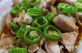 Steamed Pig Trotter