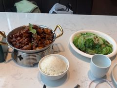 -峨嵋小镇·川菜(勒泰中心店)