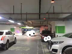-悠方地下停车场