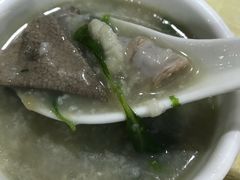 -标记美食新鲜猪杂(兴南大道店)