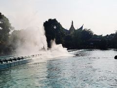 -七彩云南欢乐世界
