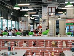 大堂-憨铁匠老火锅(龙岗万科里店)