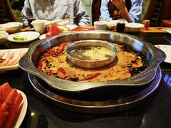 鸳鸯锅-一斗火锅·招财羊毛肚(北温泉九号店)