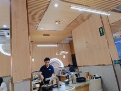 -围炉肉舍•炭烤活鳗•丹东海鲜烤肉(步行街店)