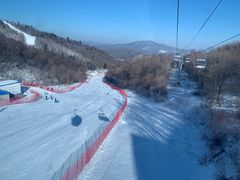 -亚布力新体委滑雪场