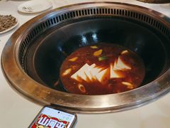 -哈尔滨烧烤·山河村铁锅炖(交大店)