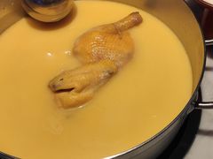滋补鸡汤-澳美徕·港式花胶鸡火锅(高新万达店)