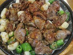 -老东镇啤酒屋海鲜加工·蒸汽海鲜·海鲜烧烤(台东店)