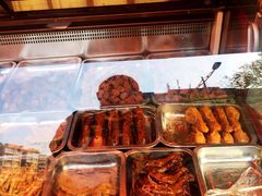 -绝味鸭脖(江城路店)