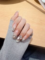 -尤米一站式美甲美睫