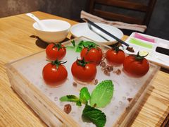 番茄脆菇沙拉-小大董·烤鸭(五棵松店)