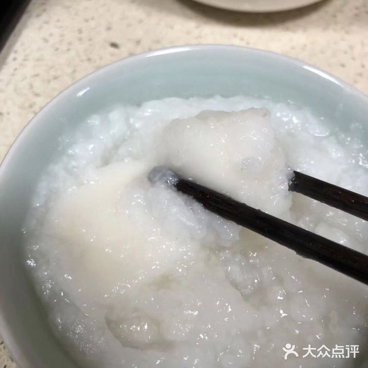 【鱼鲞腊肉炖豆腐】