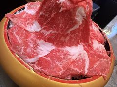 -一绪に和牛寿喜烧(罗湖益田假日店)