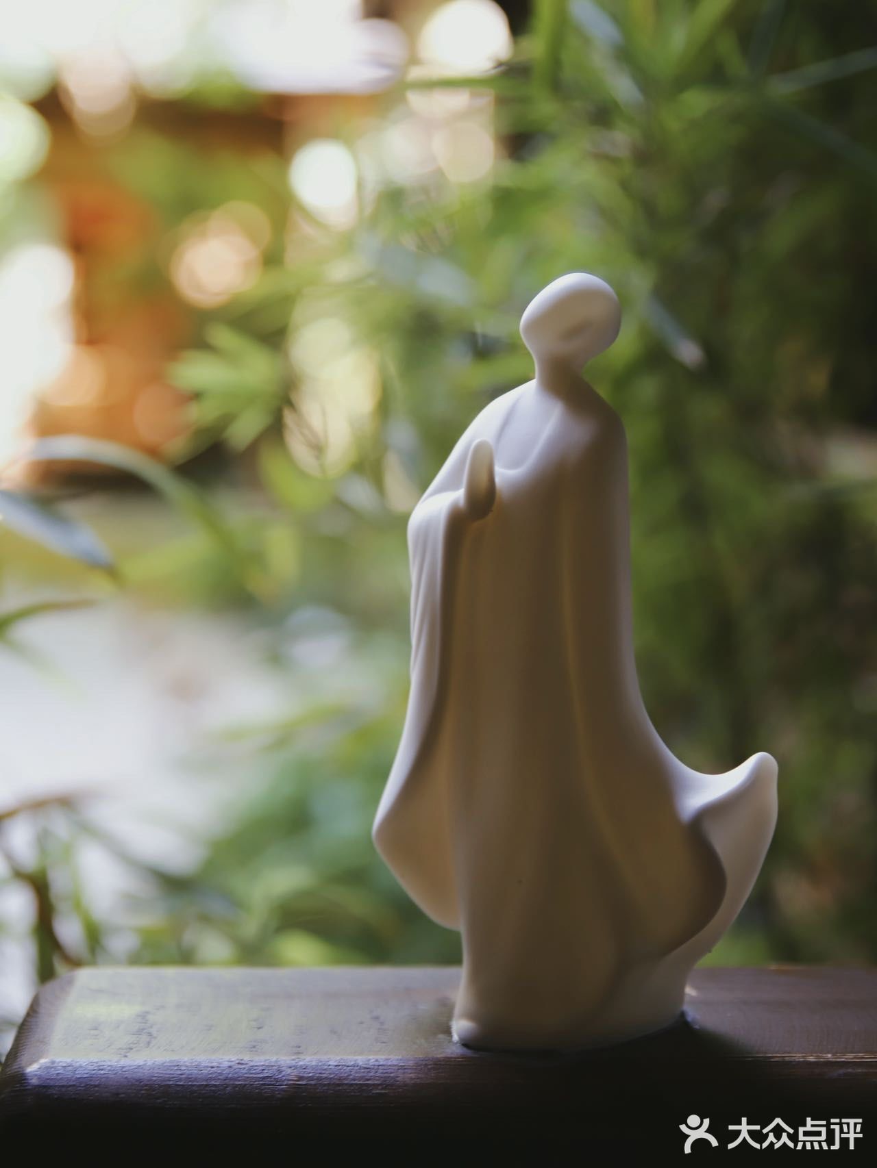 芳香景｜藏于闹市归于静谧的米其林餐厅 在成都市区