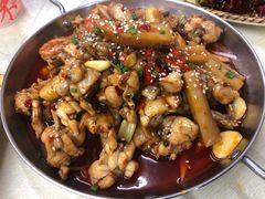 牛蛙爱上虾-小民大排档(马场角横路店)