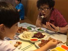 -新大咀港式茶餐厅(宝山万达店)