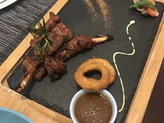 -悦享绿山墙西餐厅