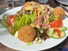 -Bully Hayes Restaurant & Bar