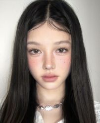 -明天见·化妆造型工作室