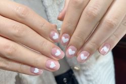 -花岐款式专研健康美甲沙龙