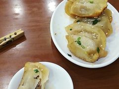 -小姜锅贴(凤凰街店)