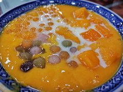 -赵记传承特色牛奶甜品(泉城广场店)