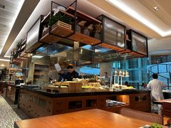 -阿纳迪酒店·秘境西餐厅