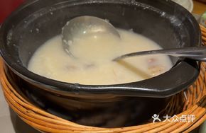 Braised Bone Rice Porridge with Chinese Yam and Abalone