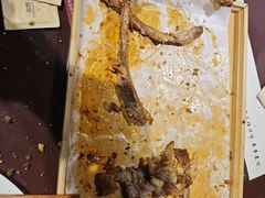 -三个大叔烤羊肉串·歌手驻唱·碳烤鲜肉(西三旗店)