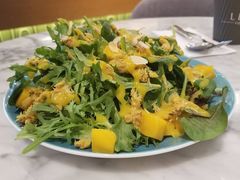芒果蟹肉沙律配芒果汁-Lex Coffee