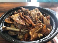 -亚忠小吃店(曾厝垵店)