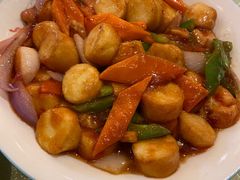 -鹤乡东北菜(崮山路店)