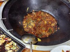 -曹丞相·地锅鸡·地锅鱼(武林店)