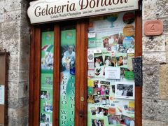 -Gelateria Dondoli