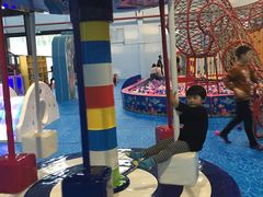 -嘿哟动霸CHUA·新潮玩运动娱乐中心·蹦床滑冰团建乐园
