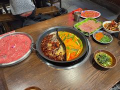 -萍姐火锅·公路夜市(江宁万达店)