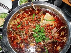 -小饕荟雅安贡椒鱼鲜馆(广福桥店)
