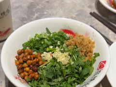 -忘情水鱼头·鲜鱼火锅(滨江中路店)