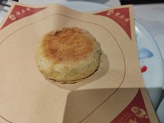 龙聚祥鲜黄花烧饼-龍聚祥烧麦馆(鼓楼店)