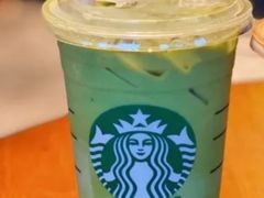 燕麦抹茶拿铁-星巴克臻选(青岛麦凯乐分店)
