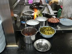-天天锅贴王(迎凤街店)