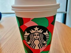 -星巴克(北京枫尚奥莱店)