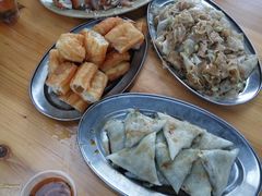 -洲心明记烧肉大粥(总店)