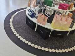 -六六奢品·vintage中古·回收二手奢侈品包包手表首饰(环球港店)