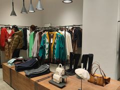 -URBAN REVIVO(西安Momopark店)